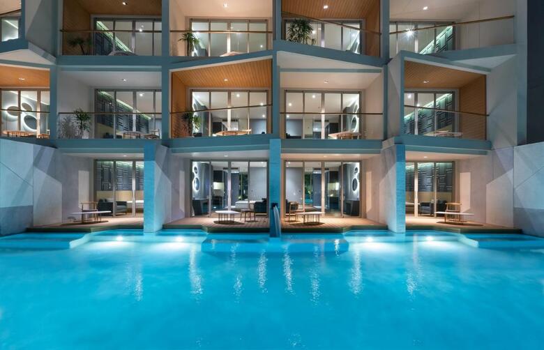 Hotel Wyndham Grand Nai Harn Beach Phuket