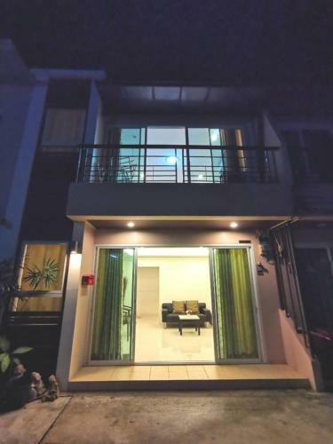 Hotel Pon House