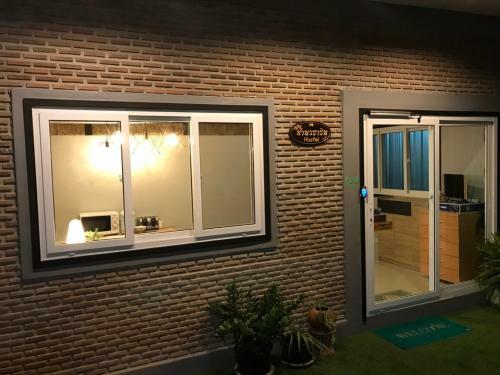 Baan Wararin Hostel