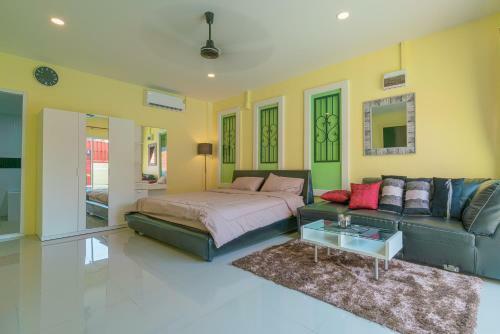 S-grade Pool Villa