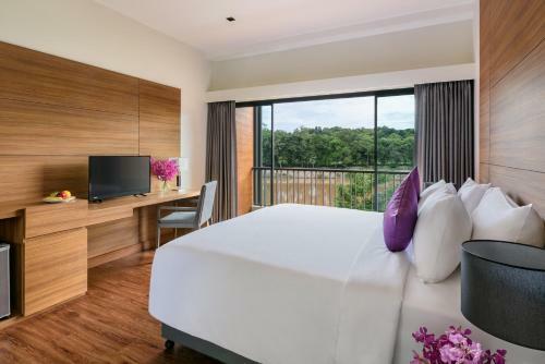Hotel Chainarai Riverside Recreation Centre