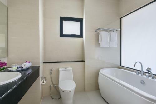 Hotel Chainarai Riverside Recreation Centre