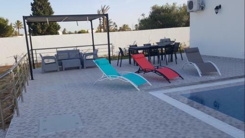 Belle Villa Avec Piscine 100% Sans Vis � Vis