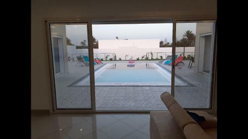 Belle Villa Avec Piscine 100% Sans Vis � Vis