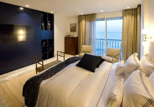 Hostal Maison Dedine