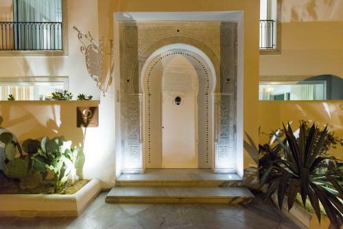 Hostal Maison Dedine