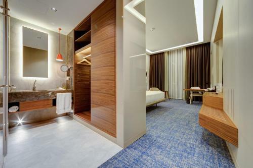 Hotel Doubletree By Hilton Adana