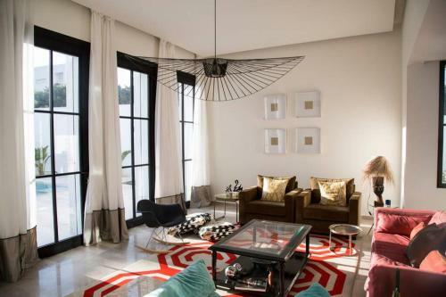 Les Verri�res De Gammarth: Villa Moderne +piscine