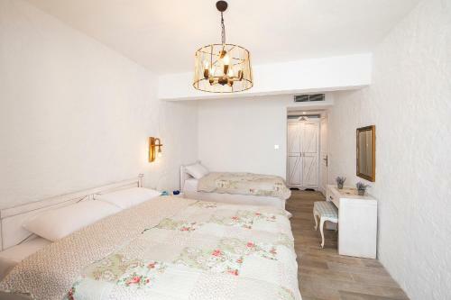Hotel Monat Otel