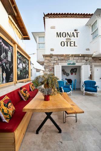 Hotel Monat Otel
