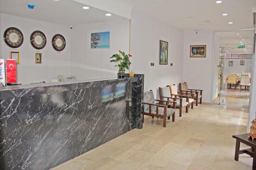 Yamanlife Hotel