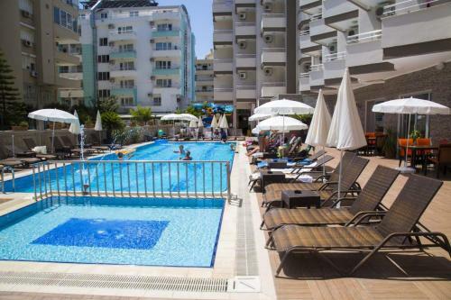 Hotel Grand Atilla Otel