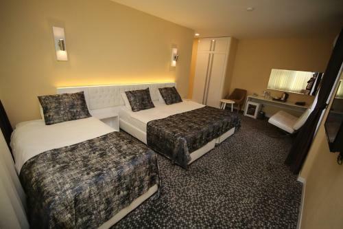 Grand Nora Hotel