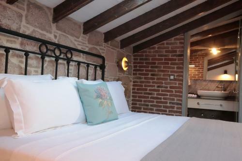 Hotel Sukha Cunda Otel