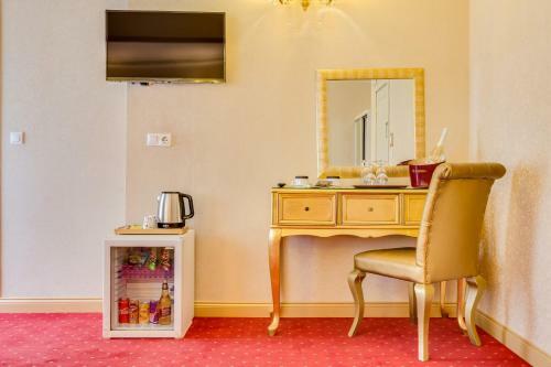 Twins Boutique Hotel