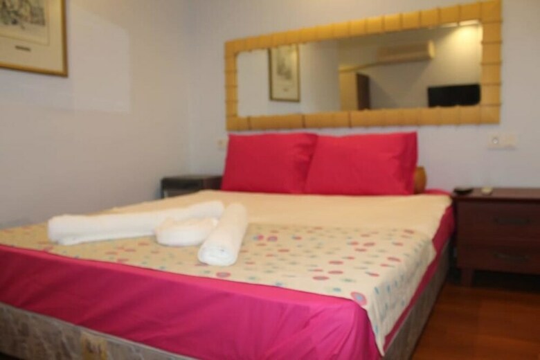 Nest Hotel
