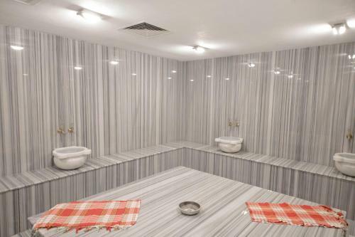 Laren Sea Side Hotel Spa