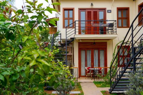 Pera House Kalei�i Suit&family Apartments