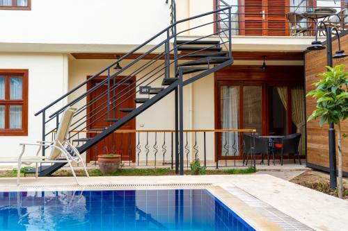 Pera House Kalei�i Suit&family Apartments