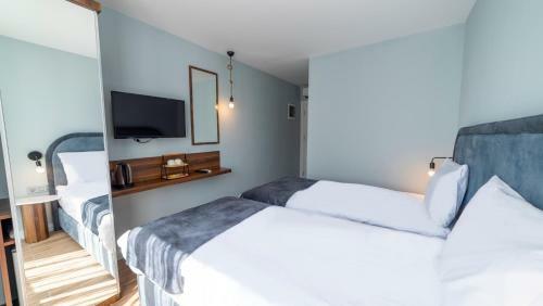 The Mori Club Hotel