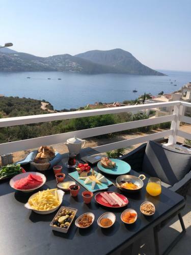 Kalkan Saray Suites Hotel