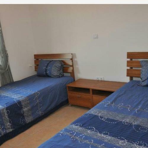 Beautiful Bright 3 Bed Home In Popular Sought After Private Gated Community