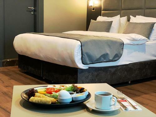 Hotel Frt A?rl?nes Otel