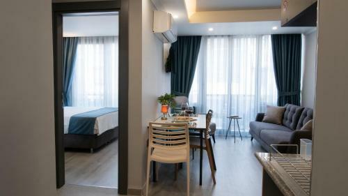 Opera Suites Apart Hotel