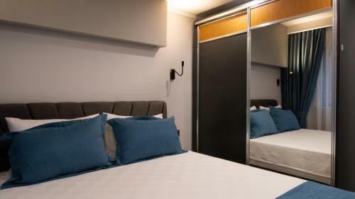 Opera Suites Apart Hotel