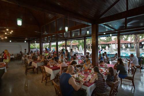 Hotel Club Akman Beach