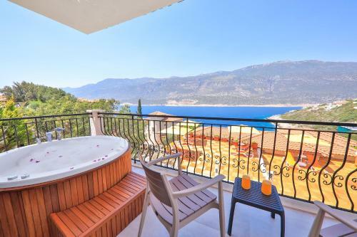 Atalante Hotel