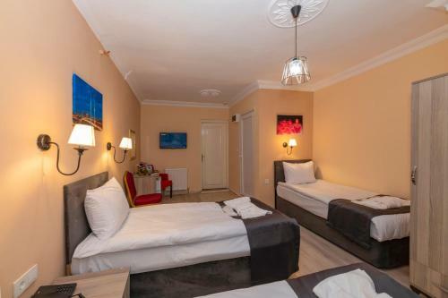 Golden Flower Hotel