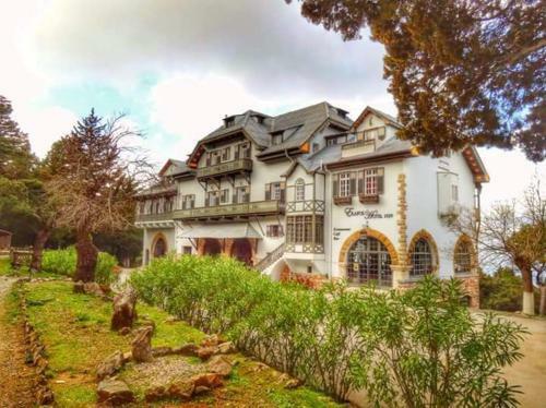 Elafos Hotel