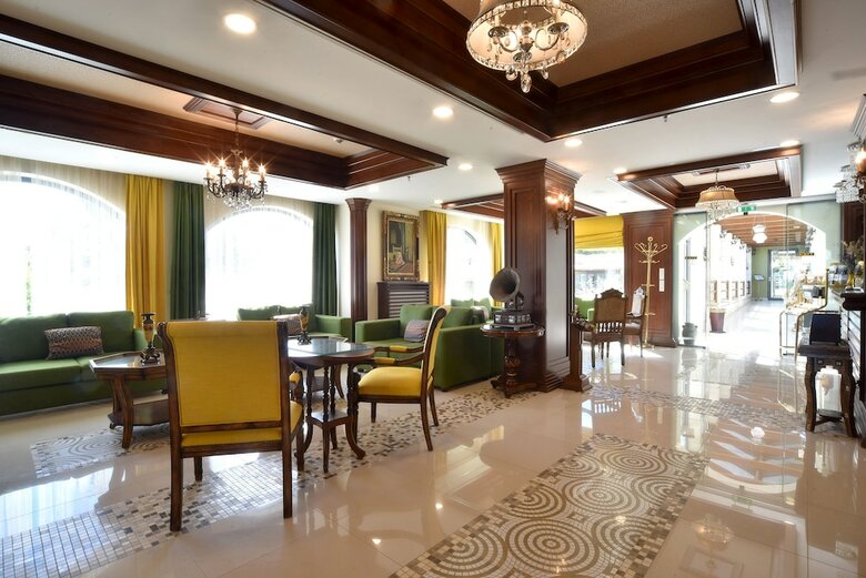 Alexander Hotel Gerakari