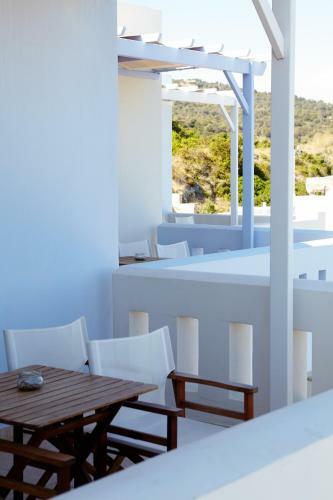 Amarandos Sea View Apartments