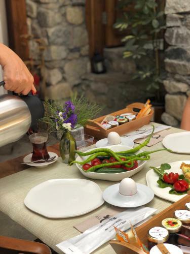 Hotel Trilye Bay C Konak