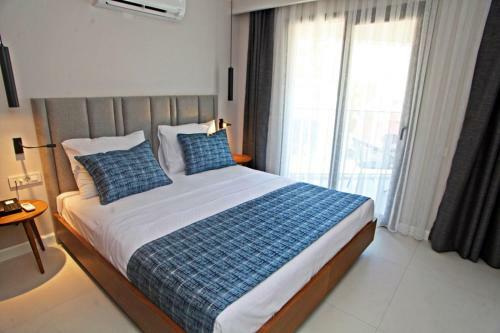 Queen Apart Hotel & Residence