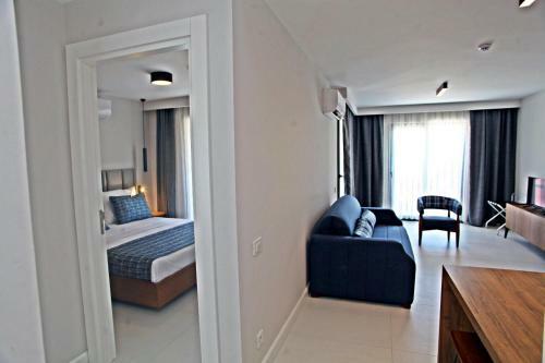 Queen Apart Hotel & Residence