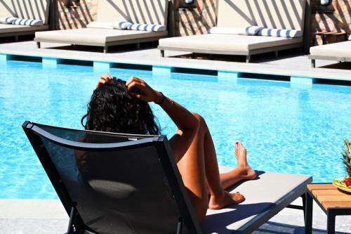 Queen Apart Hotel & Residence