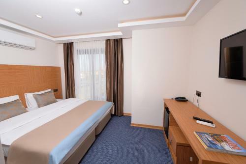 Saatl? Hotel