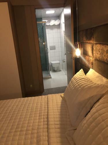 Hotel Acr Palas