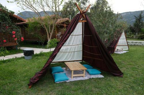 �irali Natural L?fe Bungalows Hotel