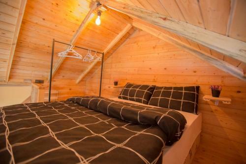 The Hill Glamping �?ral?