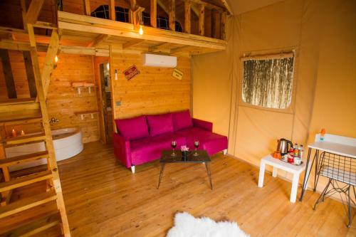The Hill Glamping �?ral?
