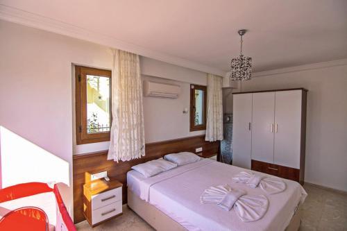 Aquamarine Apartments A1