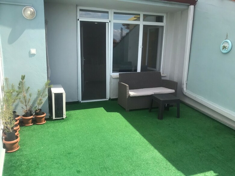 The Breeze Hotel