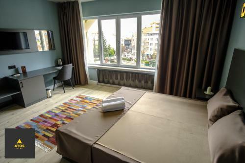 Hotel Atos Otel