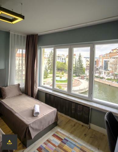Hotel Atos Otel