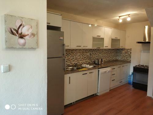 Large Apartment By Calis Beachfront
