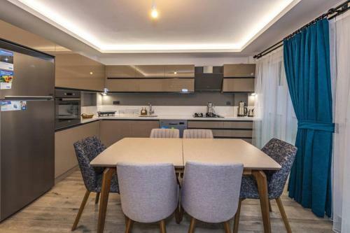 Villa Bella- 4 Bedroom Holiday Villa In Oludeniz